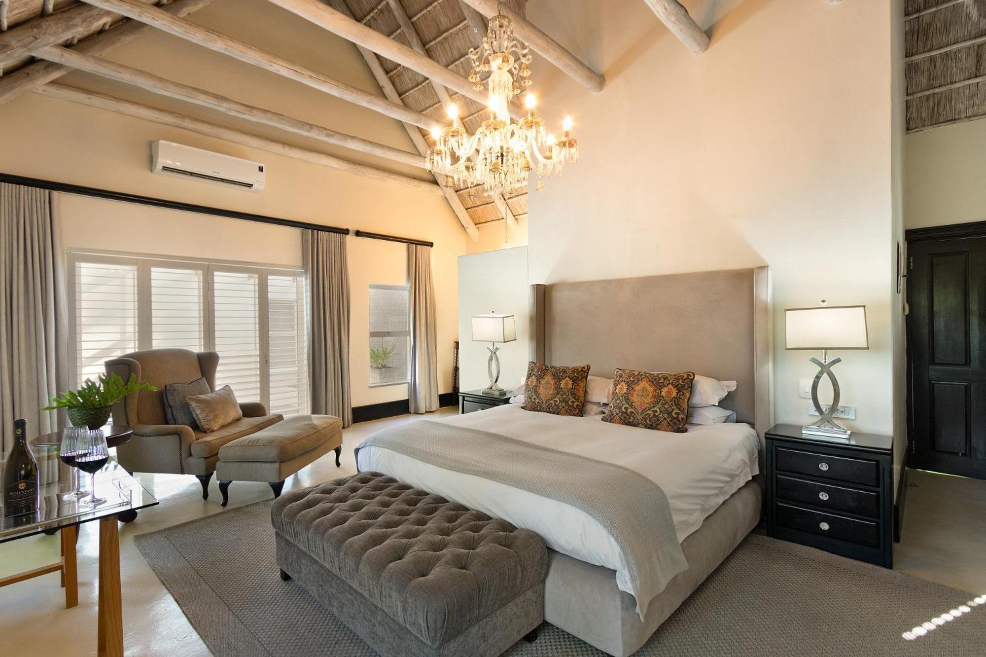 Molenvliet Vineyards Hotel สเตลเลนบอช ภายนอก รูปภาพ