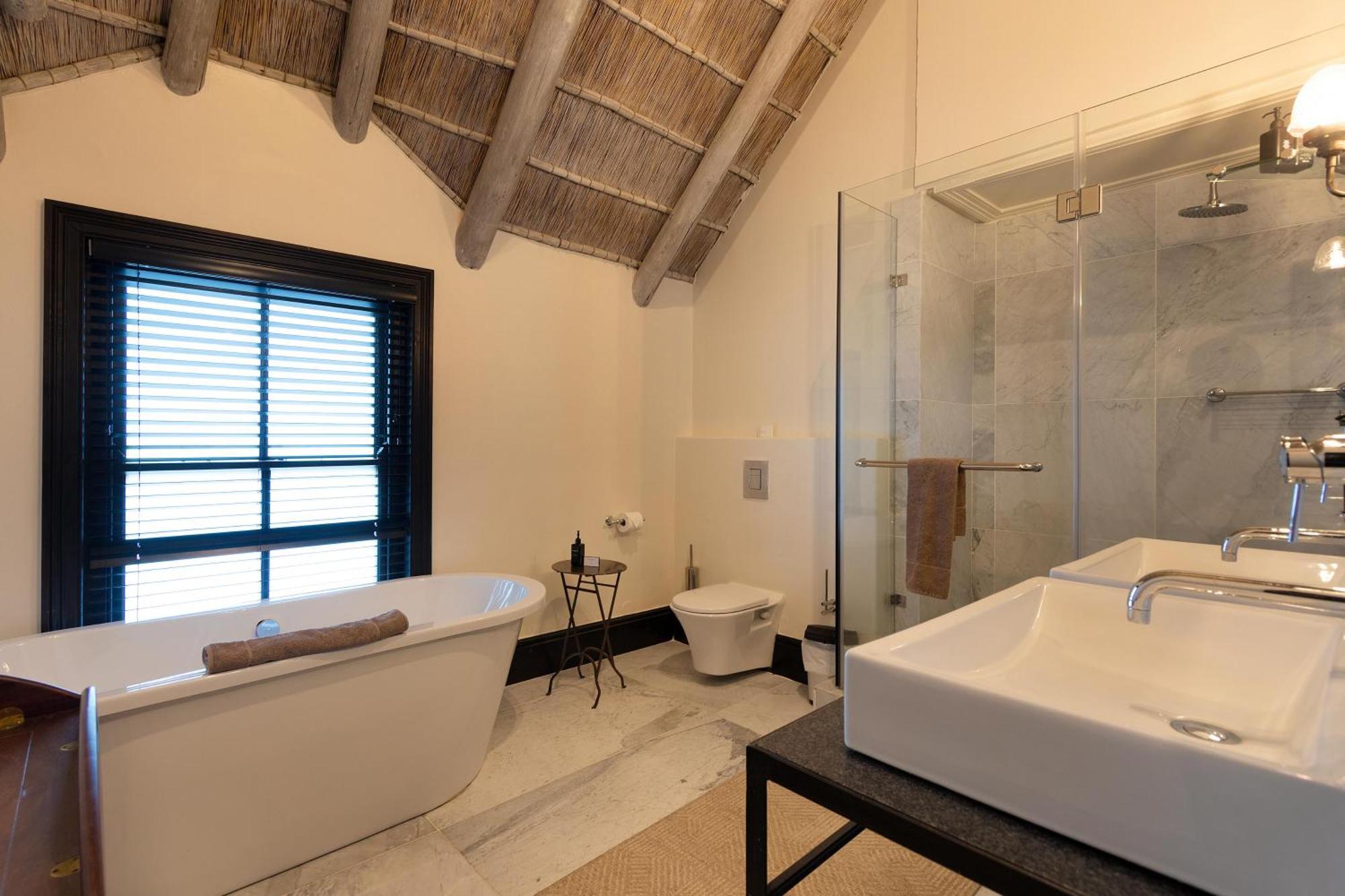 Molenvliet Vineyards Hotel สเตลเลนบอช ภายนอก รูปภาพ