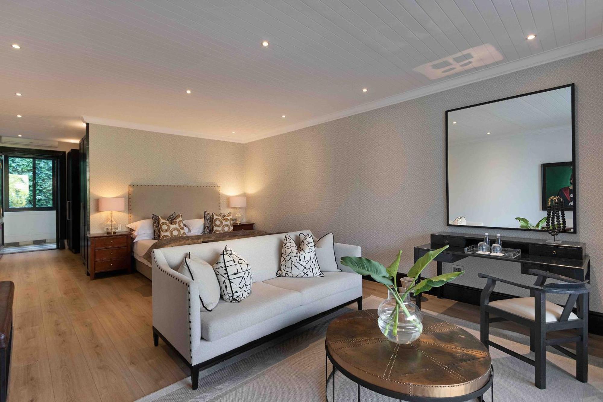Molenvliet Vineyards Hotel สเตลเลนบอช ภายนอก รูปภาพ
